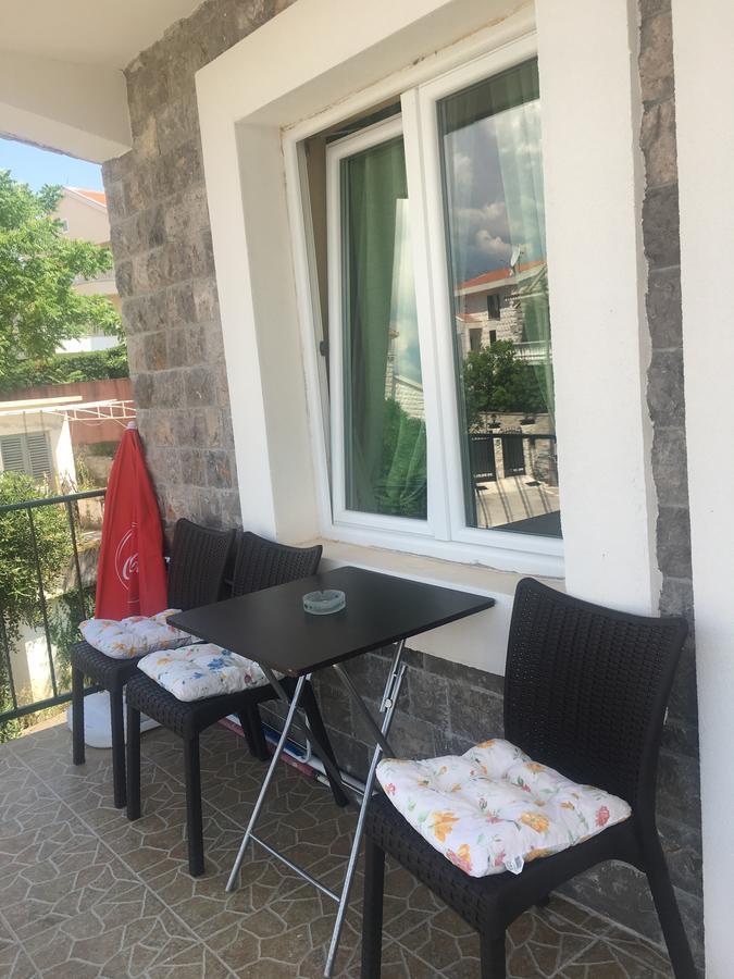 Studio Apartments Krasici Tivat Eksteriør billede
